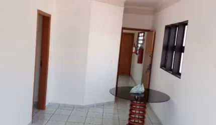 Apartamento com 2 quartos sendo 1 suite no Botanico