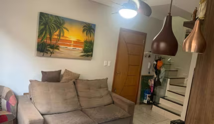 Excelente casa no Cond Vila Versuti