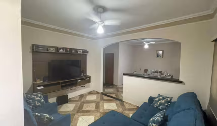 Casa de esquina com 167 m2 no Planalto Verde