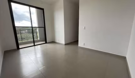Apto com 3 quartos no Ed White