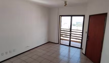 Apto com 3 quartos no Ed Coimbra