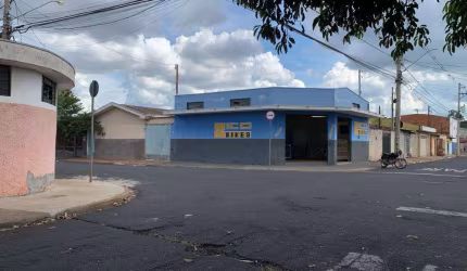 Casa e salao comercial no Ipiranga