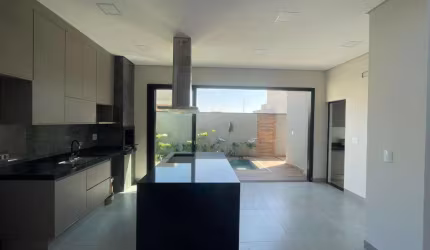 Casa terrea completa no Cond Vivendas da Mata
