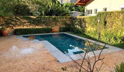 Casa ampla no Cond Manacas