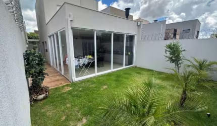 Casa com armarios em Bonfim Paulista