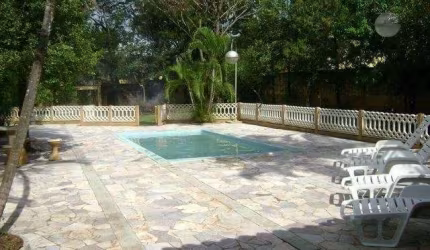 Chacara em Cond proximo ao Regatas
