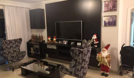 Amplo apartamento no centro
