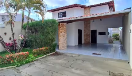 Casa no Residencial Monte Belo,  Suite Master, 250m2 - Antares