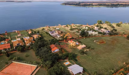 Terreno à venda no prestigiado Condomínio Ilha do Sol; com impressionantes 1250m² de área.