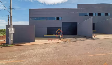 Barracão recém construído para locação, próximo à Av. Tiradentes, construção com 800m² por R$ 69.000/mês
