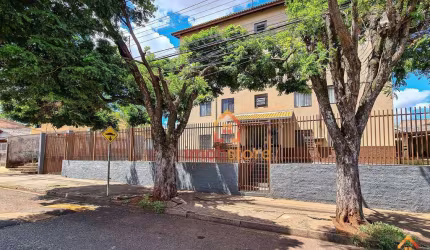 Apartamento com 2 dormitórios à venda, 50 m² por R$ 150.000,00 - Ouro Verde - Londrina/PR