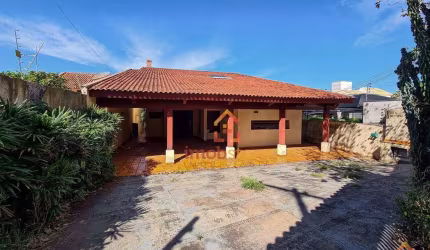 Excelente oportunidade. Casa com 4 dormitórios à venda, 400 m² por R$ 950.000 – Jd Quebec - Londrina/PR