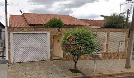 Belíssima casa com 3 dormitórios e piscina à venda, 140 m² por R$ 850.000 - Vila Casoni - Londrina/PR