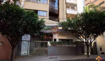 Apartamento à Venda no Edifício Emílio Lamaison - 3 Dormitórios com 1 Suíte - Centro de Londrina/PR