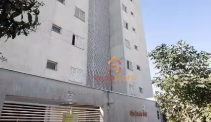 Apartamento com 3 dormitórios para alugar, 60 m² por R$ 2.100,00/mês - Vitória - Londrina/PR