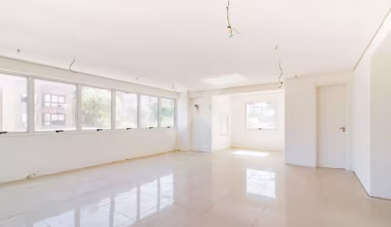 Sala comercial à venda na Rua Eudoro Berlink, 646, Auxiliadora, Porto Alegre por R$ 450.000