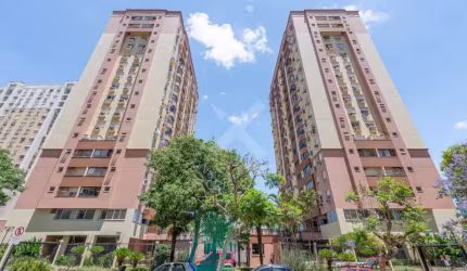 Apartamento com 3 quartos à venda na Avenida Dom Cláudio José Gonçalves Ponce de Leão, 165, Vila Ipiranga, Porto Alegre por R$ 575.000