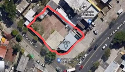 Terreno à venda na Avenida Saturnino de Brito, 488, Vila Jardim, Porto Alegre por R$ 1.850.000