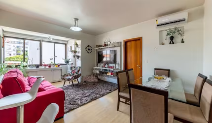 Apartamento com 3 quartos para alugar na Rua Roque Calage, 400, Passo da Areia, Porto Alegre por R$ 4.000