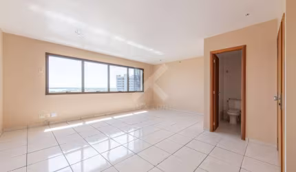 Sala comercial à venda na Avenida Borges de Medeiros, 2105, Praia de Belas, Porto Alegre por R$ 350.000