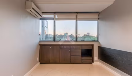 Sala comercial à venda na Rua Dona Laura, 471, Moinhos de Vento, Porto Alegre por R$ 290.000