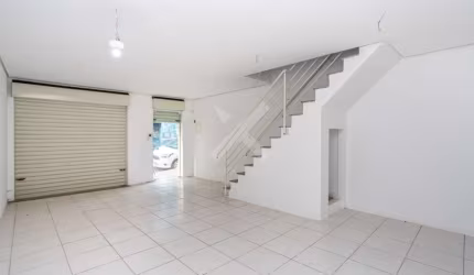 Prédio para alugar na Rua Vigário José Inácio, 799, Centro, Porto Alegre por R$ 3.500