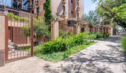 Apartamento com 4 quartos à venda na Rua General Couto de Magalhães, 1384, Higienópolis, Porto Alegre por R$ 2.100.000