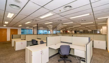 Sala comercial para alugar na Avenida Dolores Alcaraz Caldas, 90, Praia de Belas, Porto Alegre por R$ 42.000