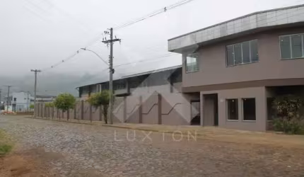 Barracão / Galpão / Depósito para alugar na Frederico Alfredo Roennau, 60, Centro, Três Coroas por R$ 45.000