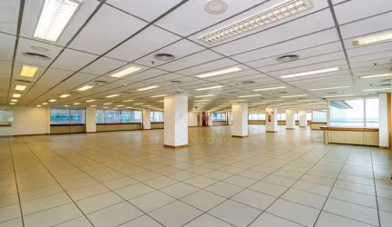 Sala comercial para alugar na Avenida Dolores Alcaraz Caldas, 90, Praia de Belas, Porto Alegre por R$ 43.000