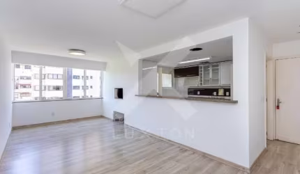 Apartamento com 3 quartos para alugar na Rua Tito Lívio Zambecari, 323, Mont Serrat, Porto Alegre por R$ 6.800
