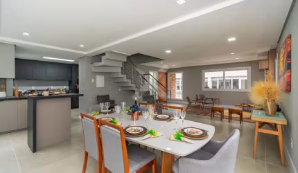 Casa em condomínio fechado com 4 quartos para alugar na Avenida Coronel Marcos, 1239, Pedra Redonda, Porto Alegre por R$ 17.000