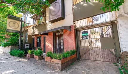 Casa comercial para alugar na Avenida Carlos Gomes, 788, Boa Vista, Porto Alegre por R$ 5.900