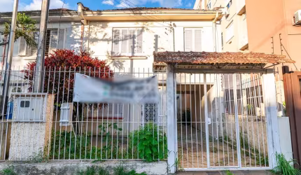 Terreno à venda na Rua Maranguape, 148, Petrópolis, Porto Alegre por R$ 690.000