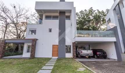 Casa em condomínio fechado com 3 quartos para alugar na Avenida Coronel Marcos, 1239, Pedra Redonda, Porto Alegre por R$ 25.000