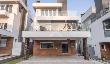 Casa em condomínio fechado com 3 quartos para alugar na Avenida Coronel Marcos, 1239, Pedra Redonda, Porto Alegre por R$ 19.900