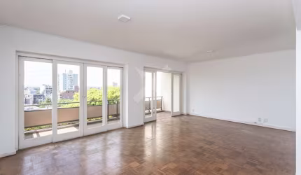 Apartamento com 3 quartos à venda na Rua Marquês do Pombal, 93, Moinhos de Vento, Porto Alegre por R$ 1.250.000
