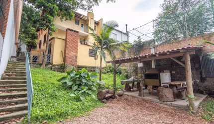 Casa comercial para alugar na Rua Sacadura Cabral, 88, Petrópolis, Porto Alegre por R$ 7.000
