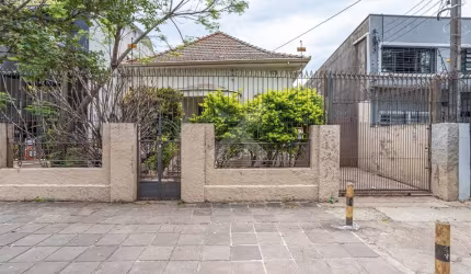 Casa comercial para alugar na Santos Dumond, 776, Floresta, Porto Alegre por R$ 5.000