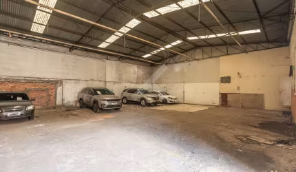 Prédio para alugar na Avenida Farrapos, 629, Floresta, Porto Alegre por R$ 13.000