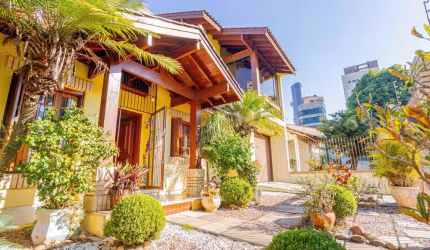 Casa com 4 quartos para alugar na Travessa Porto Príncipe, 59, Jardim Lindóia, Porto Alegre por R$ 20.000