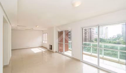 Apartamento com 3 quartos à venda na Rua Casemiro de Abreu, 1557, Bela Vista, Porto Alegre por R$ 2.000.000