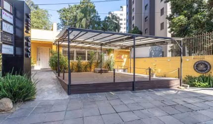 Casa comercial para alugar na Rua Casemiro de Abreu, 1689, Bela Vista, Porto Alegre por R$ 17.000