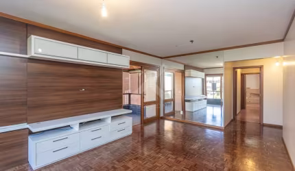 Apartamento com 3 quartos para alugar na Rua Professor Langendonck, 47, Petrópolis, Porto Alegre por R$ 5.800