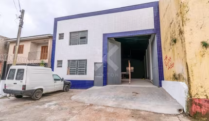 Barracão / Galpão / Depósito para alugar na Rua Itapuí, 23, Sarandi, Porto Alegre por R$ 4.700