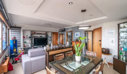 Apartamento com 3 quartos à venda na Rua Riveira, 520, Petrópolis, Porto Alegre por R$ 889.000