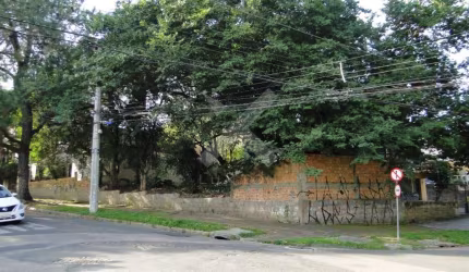 Terreno à venda na Gen. Francisco de Paula Cidade, 121, Chácara das Pedras, Porto Alegre por R$ 850.000