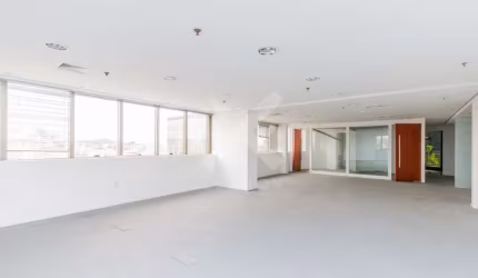 Sala comercial para alugar na Avenida Loureiro da Silva, 2001, Cidade Baixa, Porto Alegre por R$ 25.000