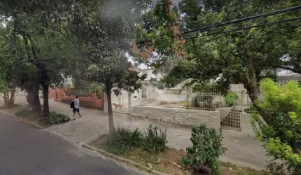 Terreno à venda na Rua Felipe de Oliveira, 999, Petrópolis, Porto Alegre por R$ 1.800.000
