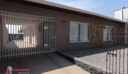 Casa comercial  220 m², aluguel por R$ 8.500/mês Bom Jesus - São José dos Pinhais/PR